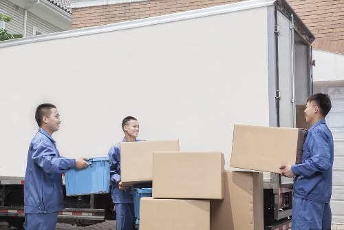 Local removal specialists handling packed belongings in Tufnell Park
